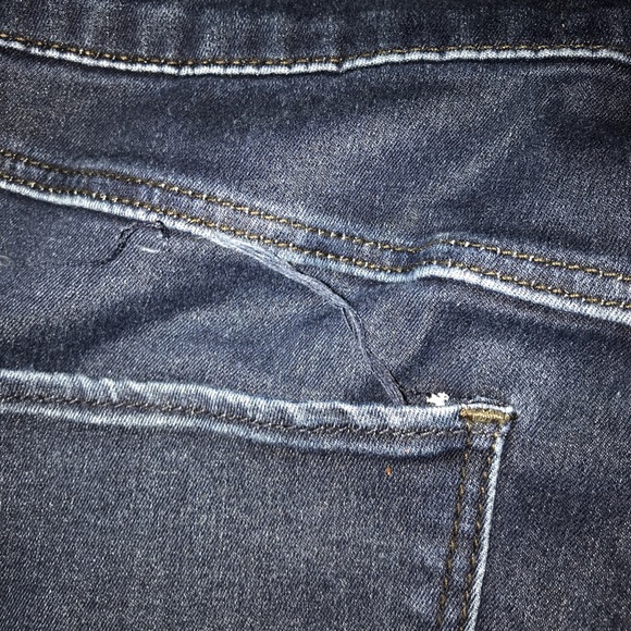 Abercrombie & Fitch High Waisted Jeans - Picture 3 of 5